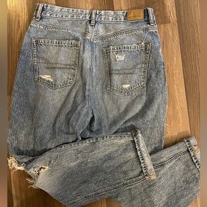 American Eagle curvy mom jean